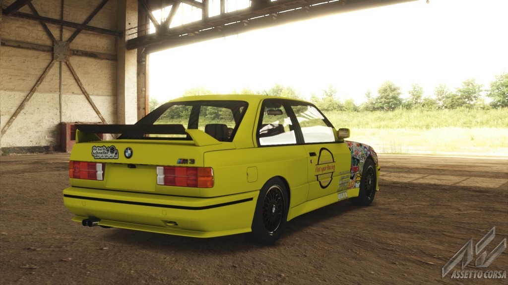 Showroom_bmw_m3_e30_21-2-2015-3-15-49.jpg